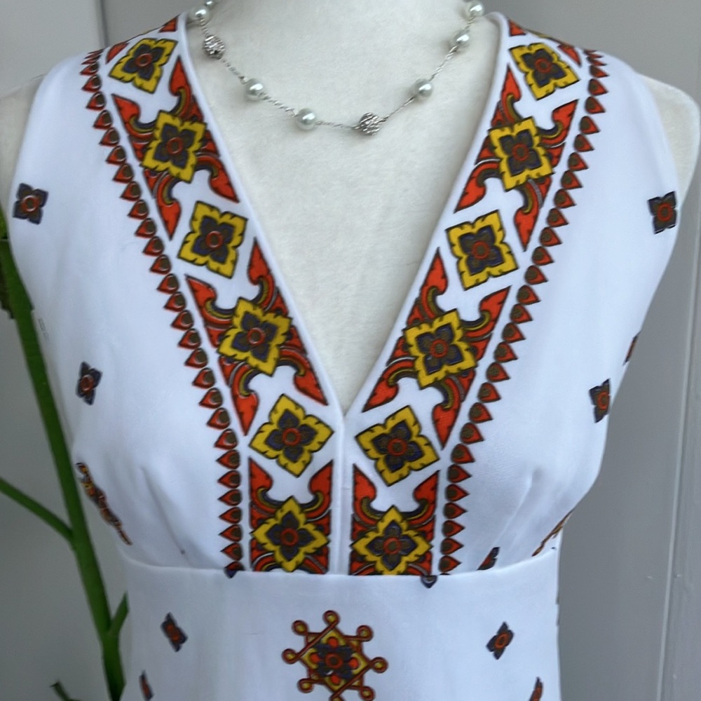 Vintage 60s 70s Alfred Shaheen Geometric Border Print White & Orange Maxi Dress - Picture 2 of 11